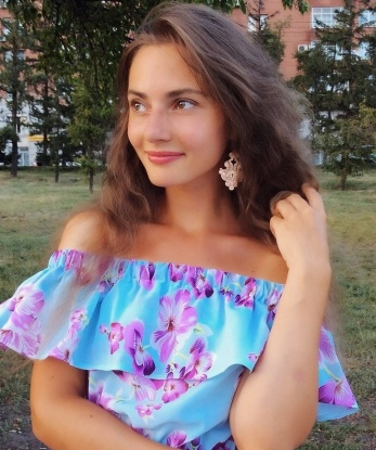 У меня есть нежные руки, способные доставить тебе незабываемое блаженство. Ты не сможешь устоять перед моим чарующим взглядом и улыбкой. Живу в Москве, и я доступна для интимных встреч и приятных вечеров вдвоем. Позволь мне показать тебе, что значит настоящее наслаждение. Я готова пойти на все, чтобы ты остался доволен. Приходи ко мне, и я окуну тебя в мир наслаждения и страсти. Отзывы о моих услугах говорят сами за себя. Смотрите мои фото, и ты поймешь, что тебе есть, чего тебе не хватает. Жду тебя, сладость! 💋🔥 Дарья